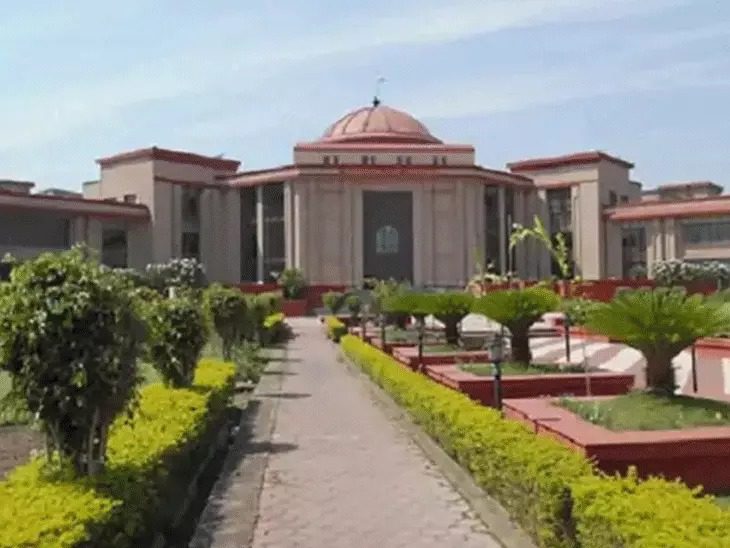 तोमर बंधुओं को बड़ी राहत: बुलडोजर कार्रवाई पर हाईकोर्ट ने लगाई रोक, पुलिस को दस्तावेज लौटाने का आदेश