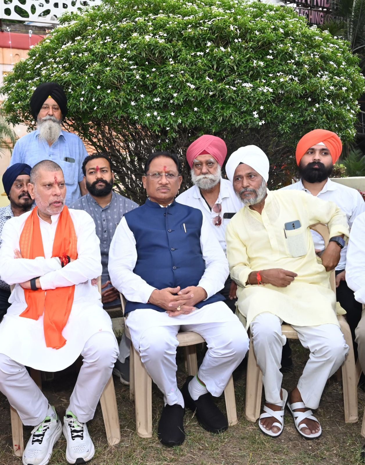 रायपुर में मुख्यमंत्री साय ने तिरंगा यात्रा में पैदल चलकर दी देशभक्ति की मिसाल, शहीद भगत सिंह को किया नमन